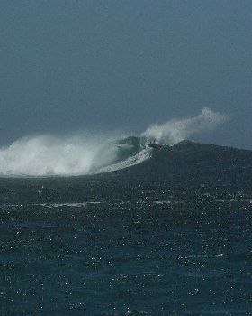 Kitesurfing