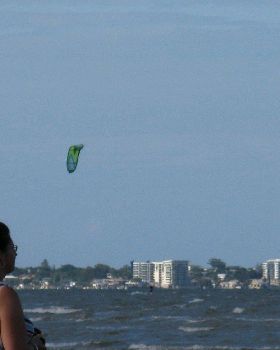 Kitesurfing