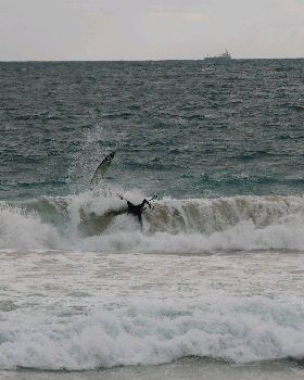 Kitesurfing