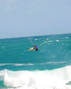 Kitesurfing
