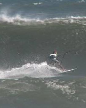 Kitesurfing