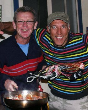 brazilaustralasian kite cook........byron..... cooooool