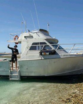 Jet boat kite vehicle