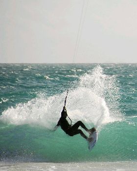 Kitesurfing