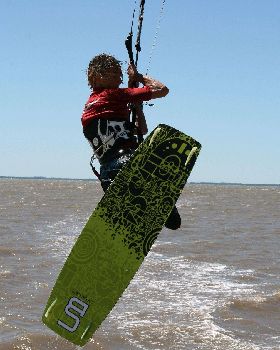 Kitesurfing