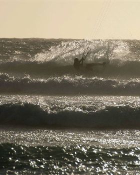Kitesurfing