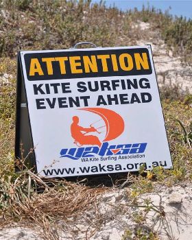 Kitesurfing