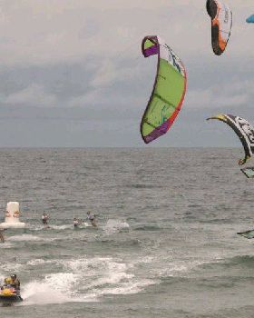 Red Bull Kite Cross PKRA