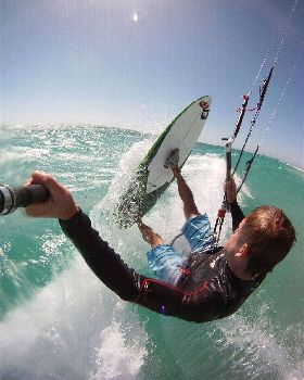 Kitesurfing