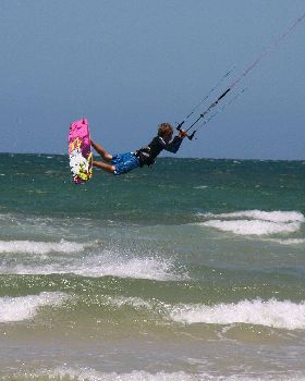Kitesurfing