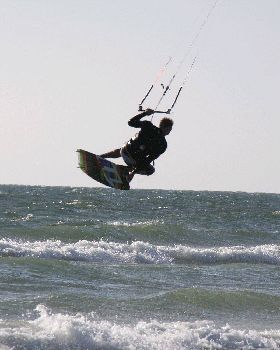 Kitesurfing
