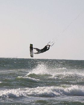 Kitesurfing