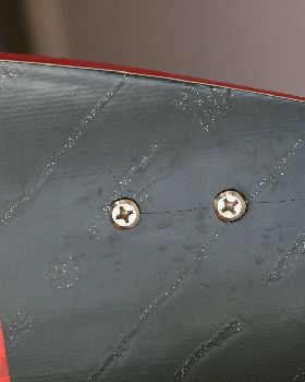 Board Screw1