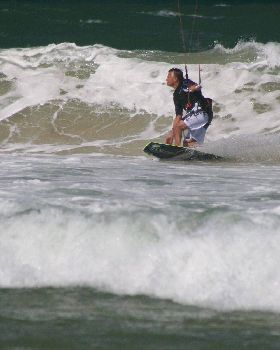 Kitesurfing