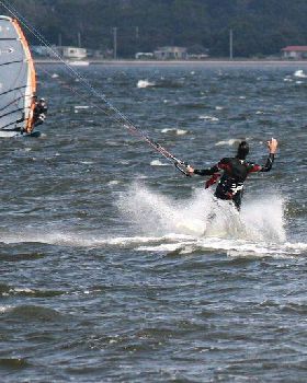 Kitesurfing