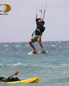 Kitesurfing