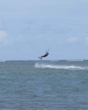 Hula Kiting
