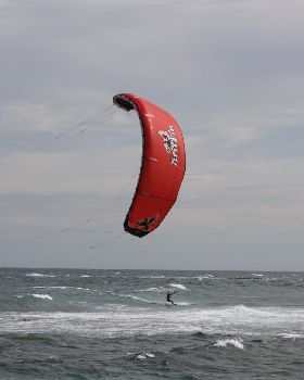 Kitesurfing