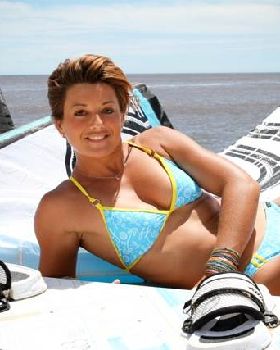 Kitesurfing