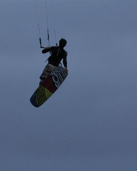 Kitesurfing