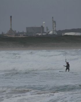 Kitesurfing