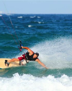 Kitesurfing
