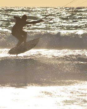 Kitesurfing in a WA Seabreeze