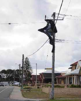 Kite up a power pole