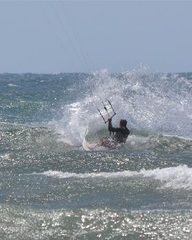 Kitesurfing