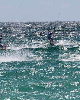 Kitesurfing