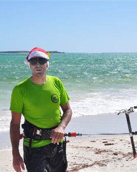 Kitesurfing