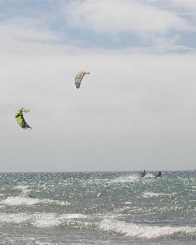 CHRISTMAS 2011 KITEBOARDING 080