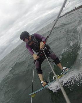 Kitesurfing at Mentone
