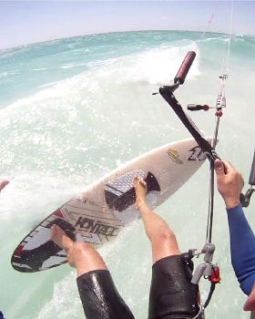 Kitesurfing in West Oz