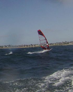 Kitesurfing at Hampton with handcam