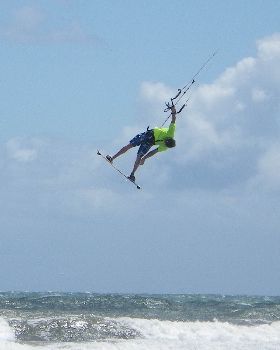 Kitesurfing