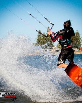 Kitesurfing