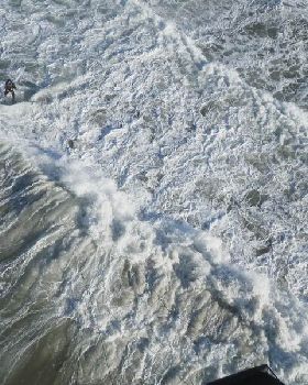 Kitesurfing at Inverloch