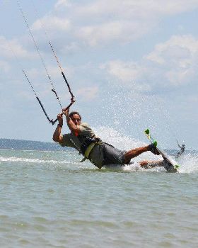 Huge huge lagoon and glassy conditions!