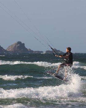 dion trades winter  powder for h2o enjoying the summer northelies in byron,......