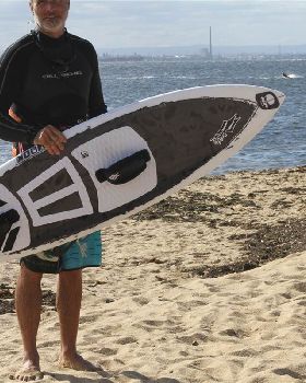 Kitesurfing