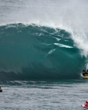 shark-island-heavy-reef-sydney-south