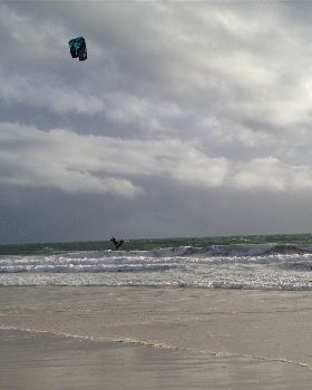 Kitesurfing