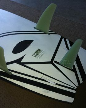 Kitesurfing