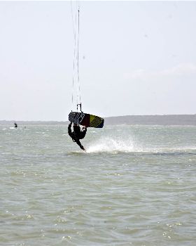 Kitesurfing
