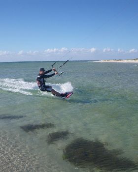 Kitesurfing