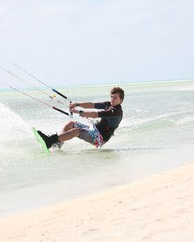 Kitesurfing