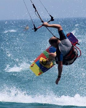 Kitesurfing