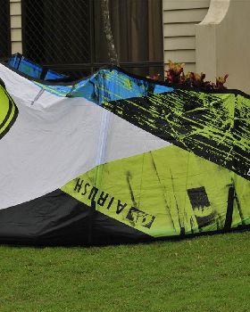 2013 Airush Razor