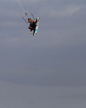 Kitesurfing